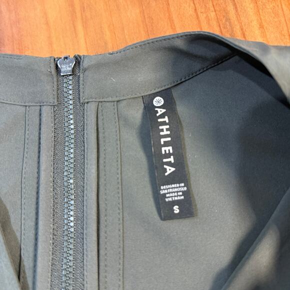 Athleta Brooklyn Jumpsuit Women's S Athletic Wide Polyester Career Business R11 - Picture 4 of 8